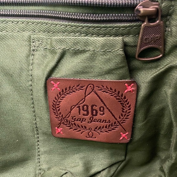 GAP Navy Canvas Leather Trim Striped Handle Tote NWT - Picture 8 of 8